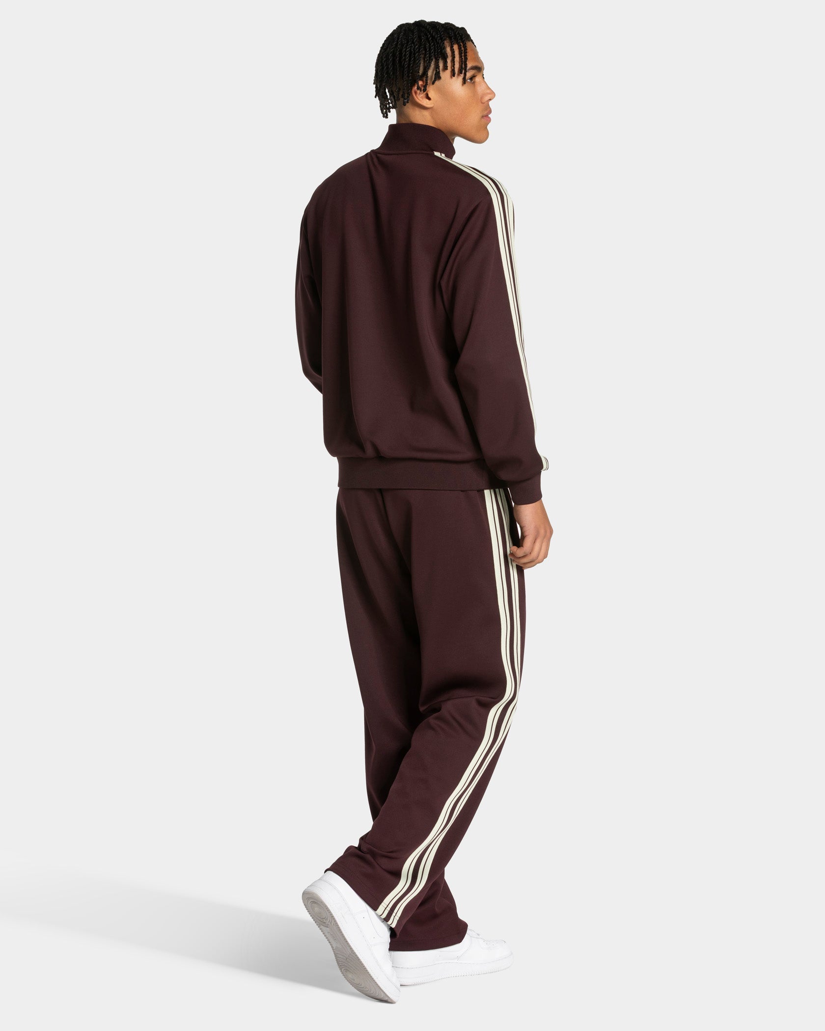 Club Straight Leg Jogger "Merlot"