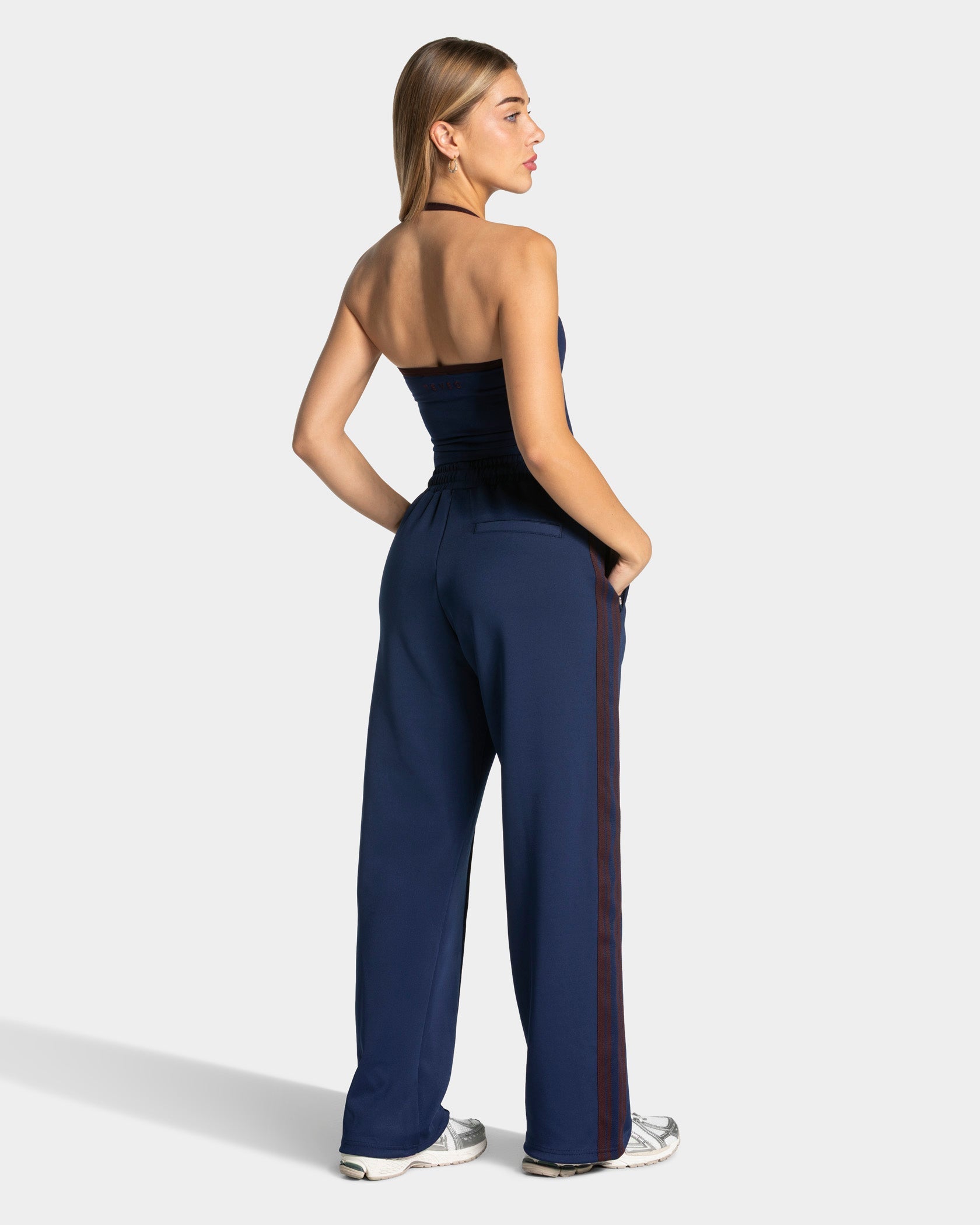 Club Straight Leg Jogger "Bleu foncé"
