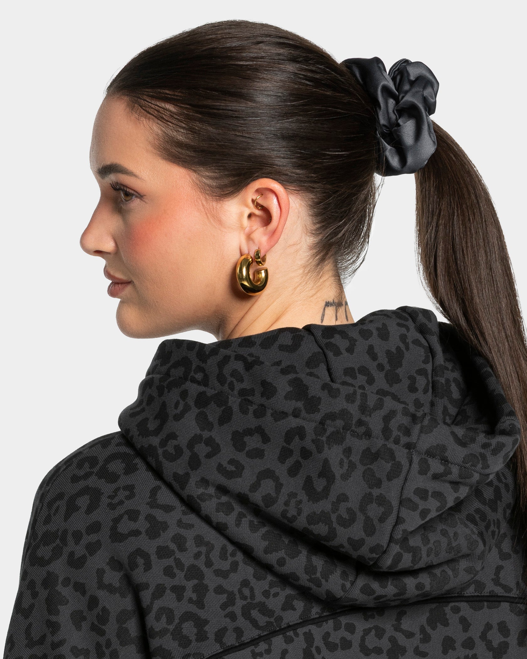 Contrastline Scrunchies (2er-Pack) ''Leo - Schwarz''