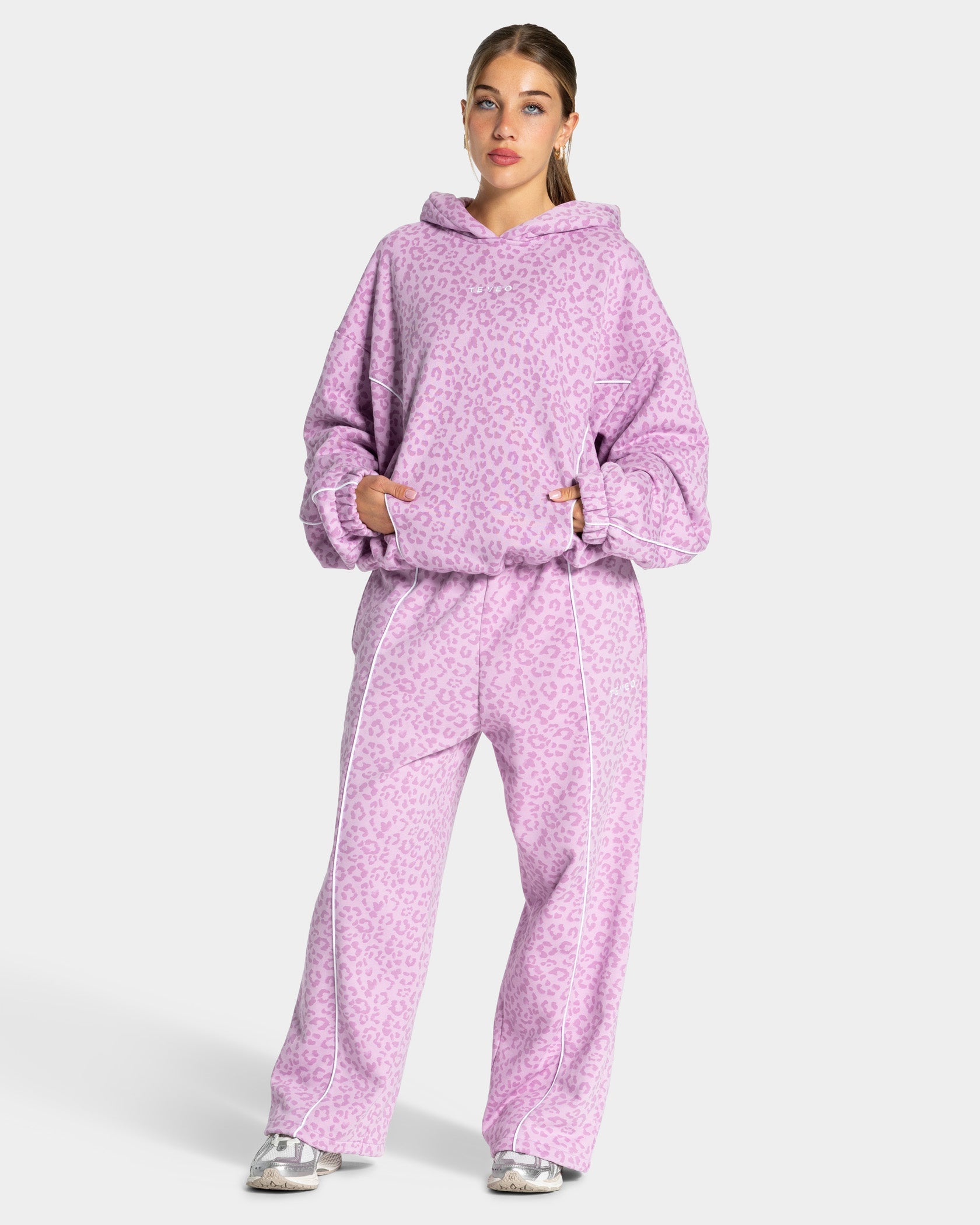 Sweat à capuche Contrastline « Léopard orchidée »