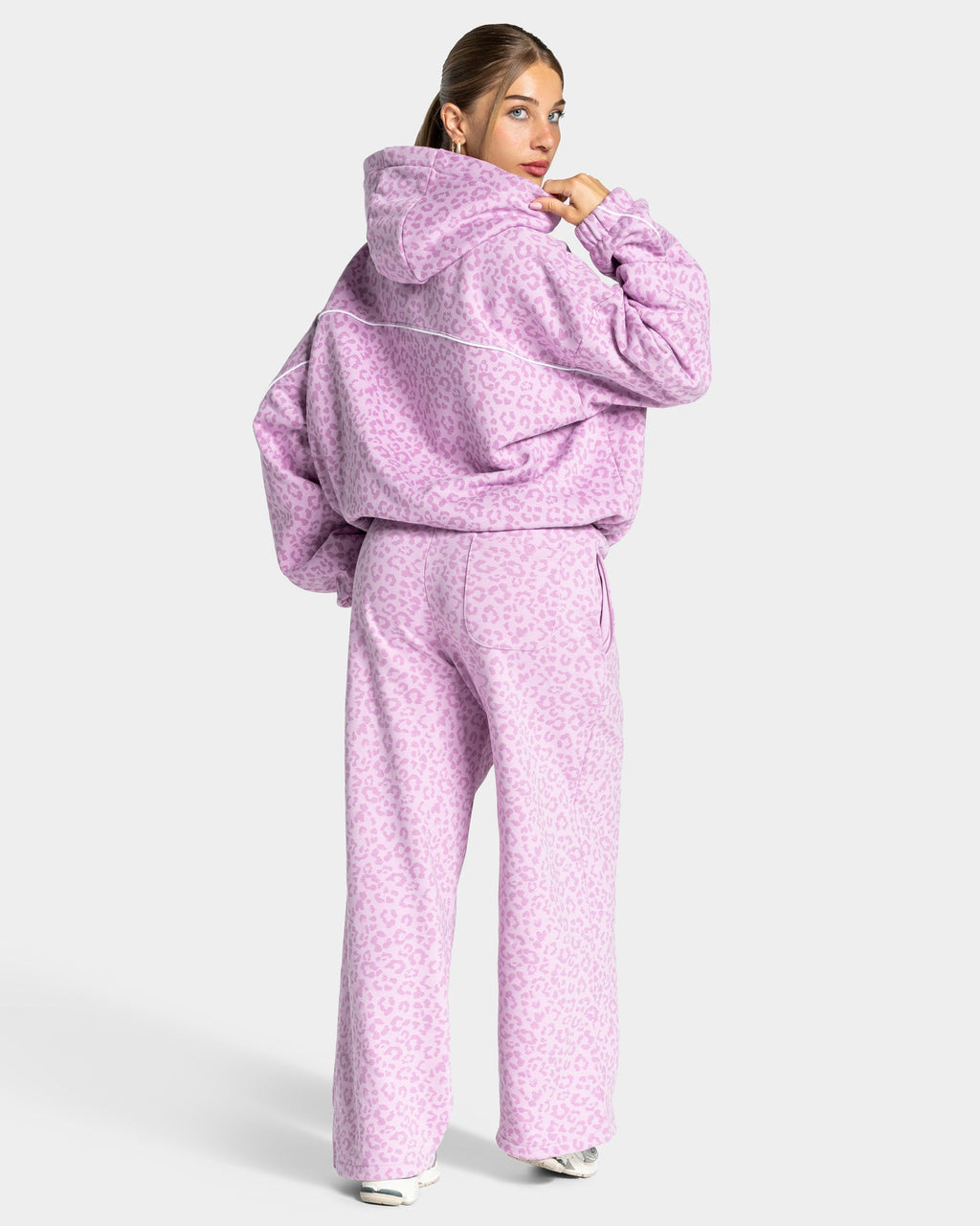 Pantalon de jogging Wide Leg Contrastline « Léopard orchidée »