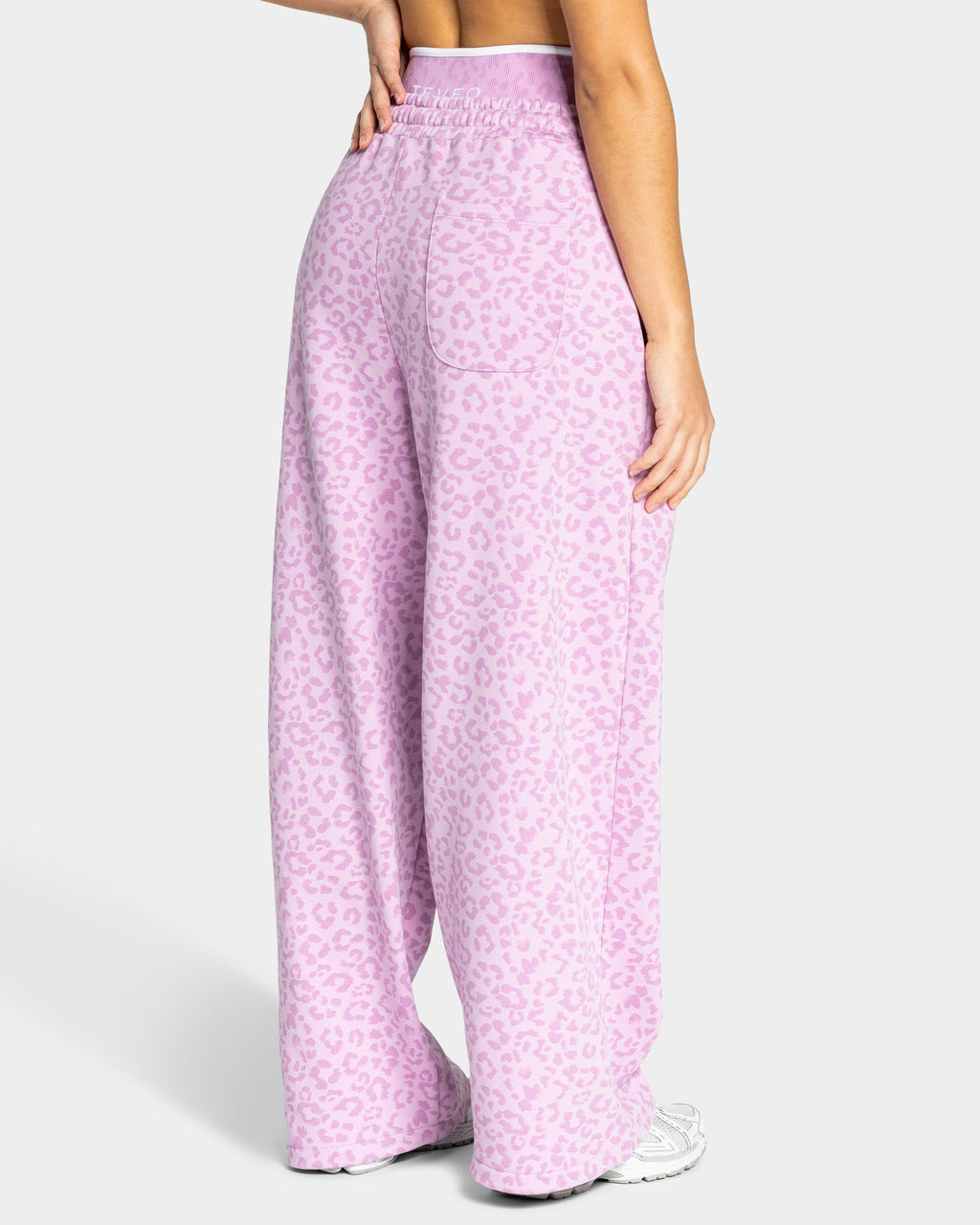 Pantalon de jogging Wide Leg Contrastline « Léopard orchidée »