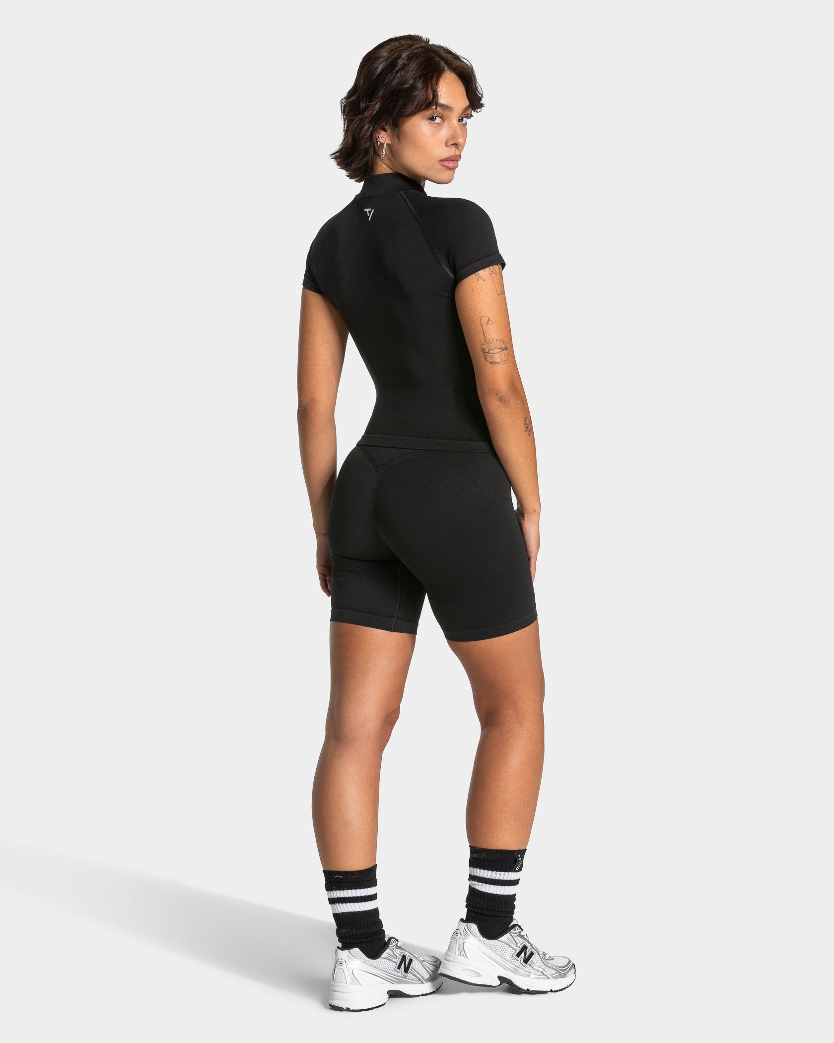 Lift Zip Shortsleeve "Schwarz"