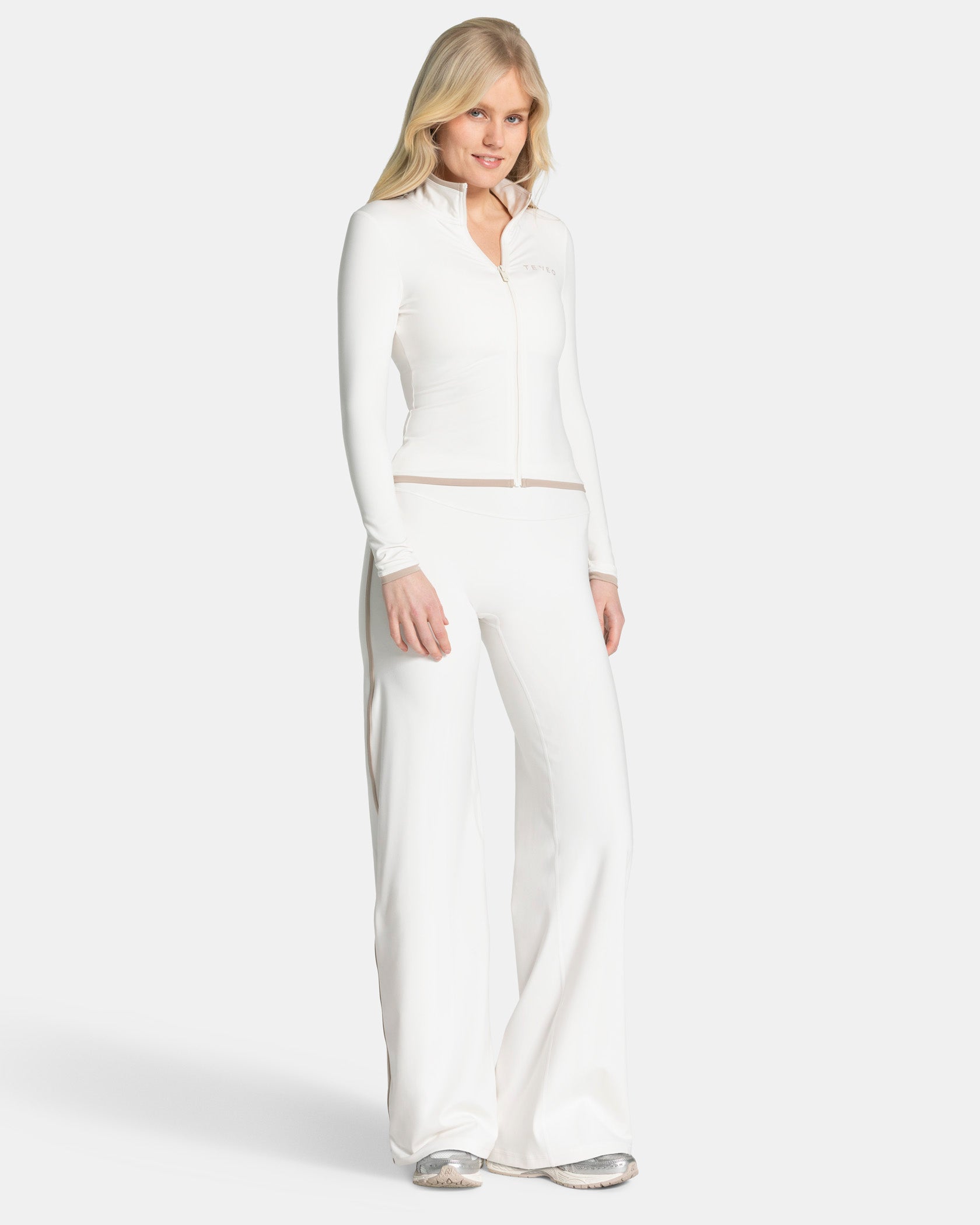 Veste de sport zippée sculptante Soft « Blanc cassé »