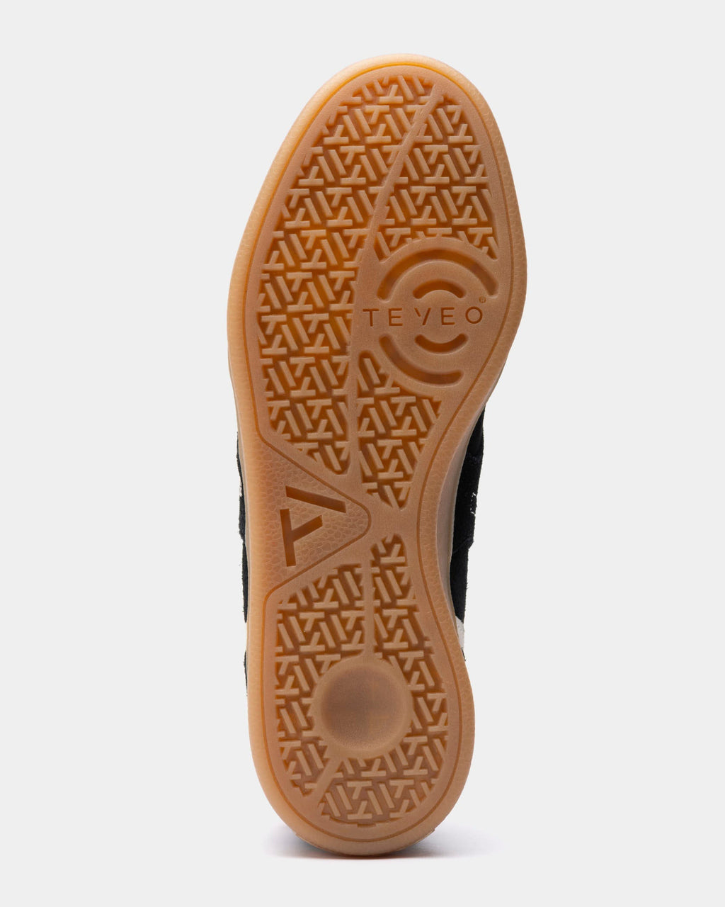 Baskets Classic Femme « noir/blanc cassé »