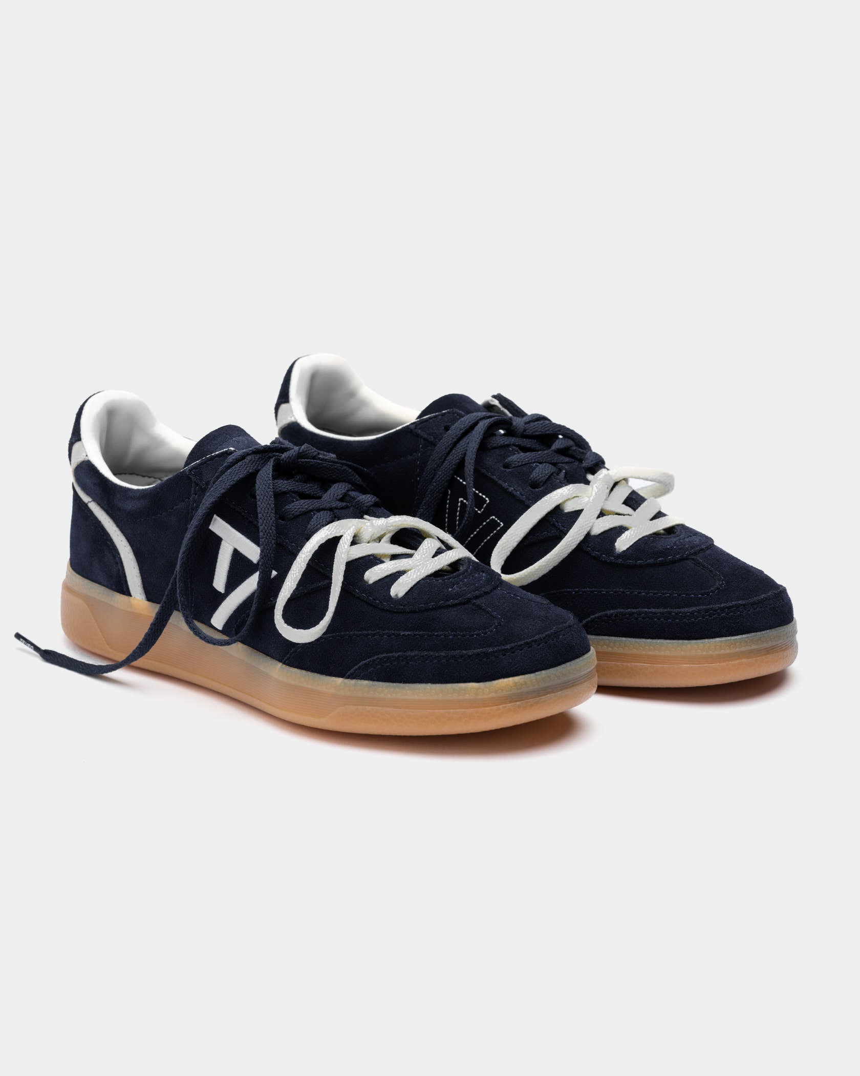 Baskets Classic Femme « Midnight/blanc cassé »